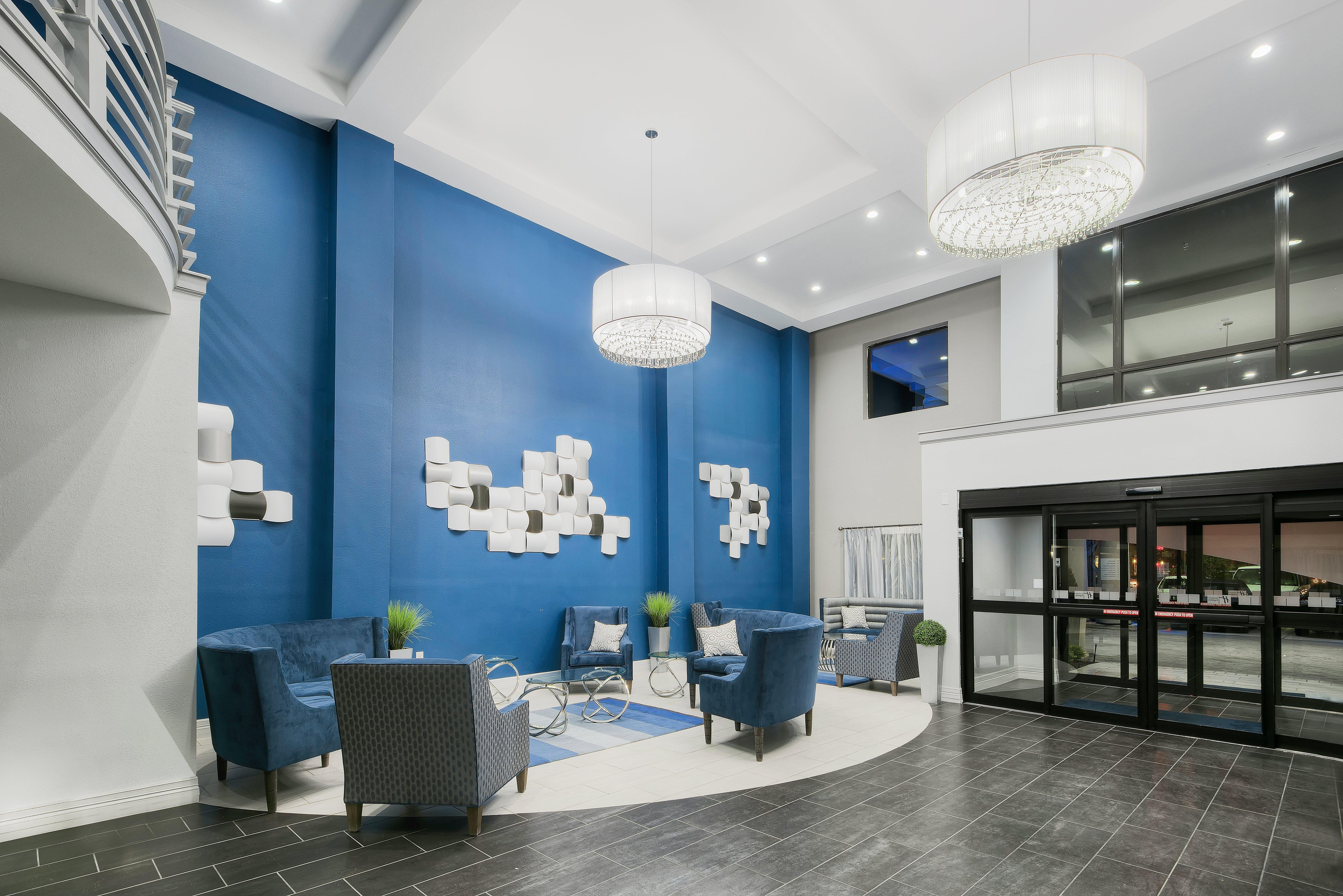 Holiday Inn Express And Suites Houston North - Iah Area By Ihg Extérieur photo