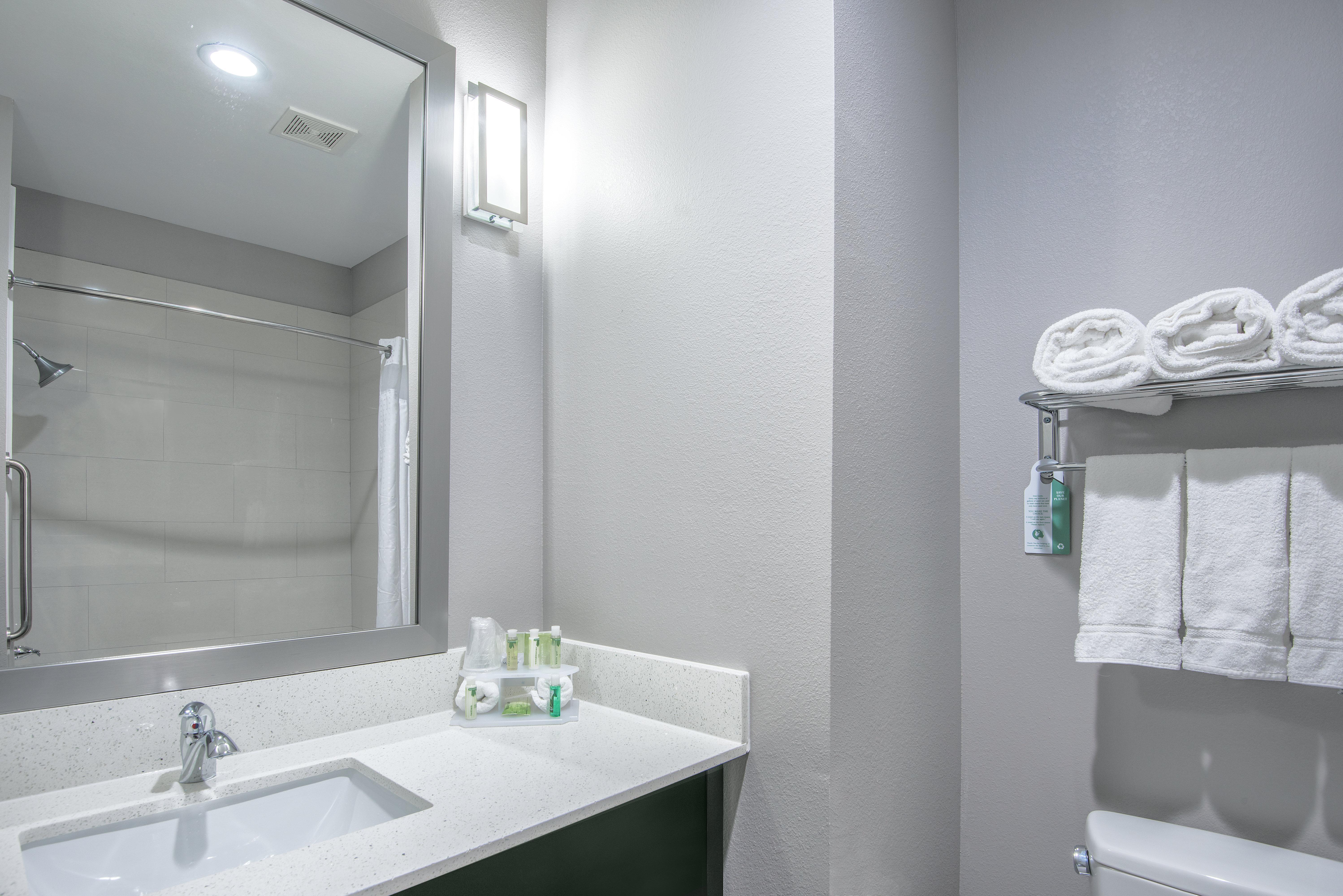 Holiday Inn Express And Suites Houston North - Iah Area By Ihg Extérieur photo