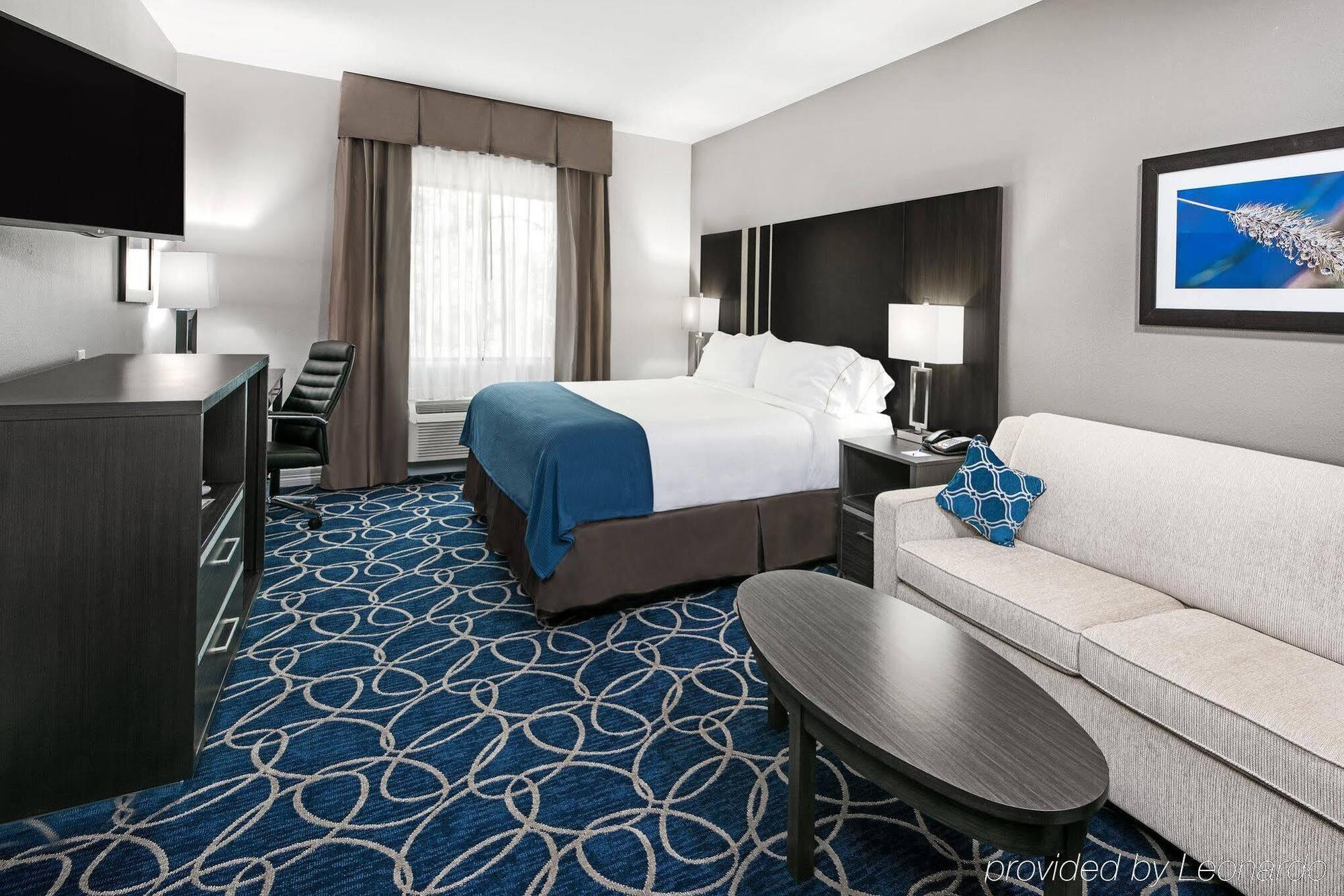 Holiday Inn Express And Suites Houston North - Iah Area By Ihg Extérieur photo